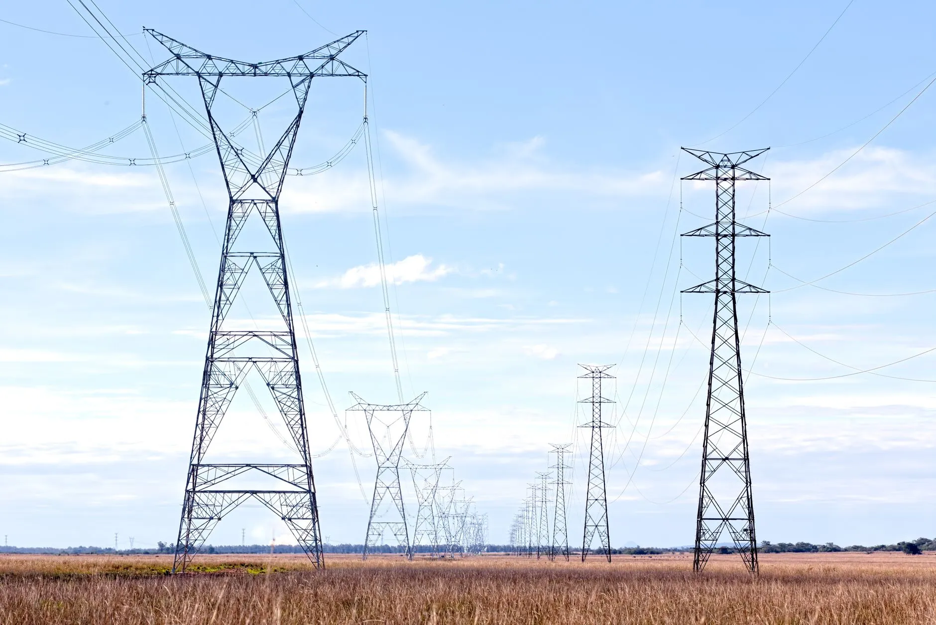 Homes near new pylons to save on energy bills under UK government scheme