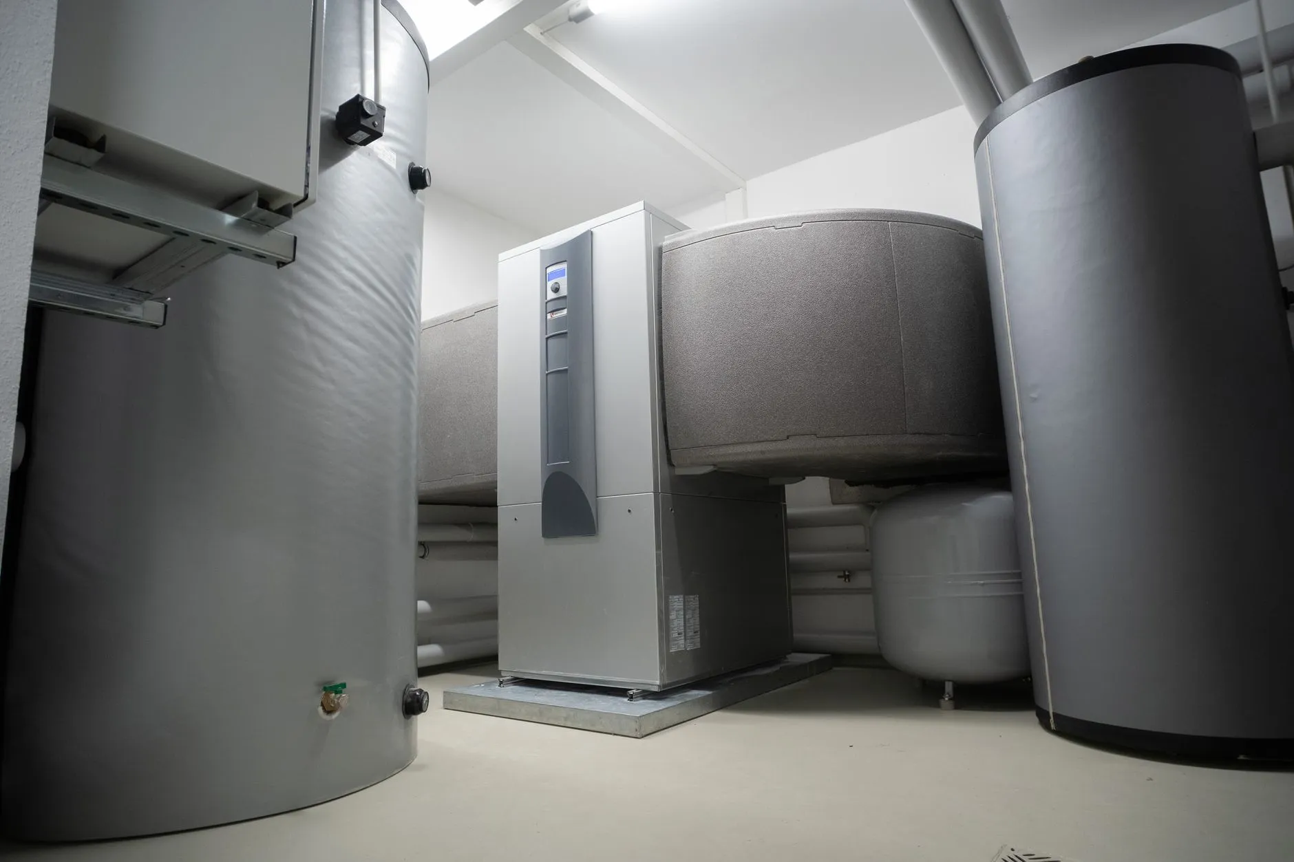 Schneider Electric to Acquire 90% of AiDASH