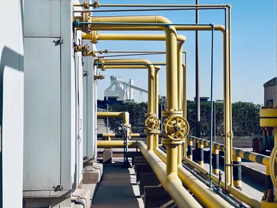 Qatar and Saudi Arabia Sign Energy Cooperation Agreement