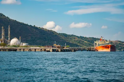 How is shipping’s fuel transition going? Four new data points reveal all