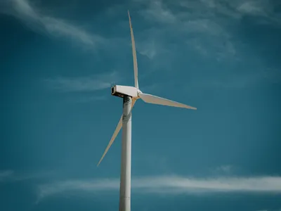 Onshore wind farms could save UK £3bn a year by 2030